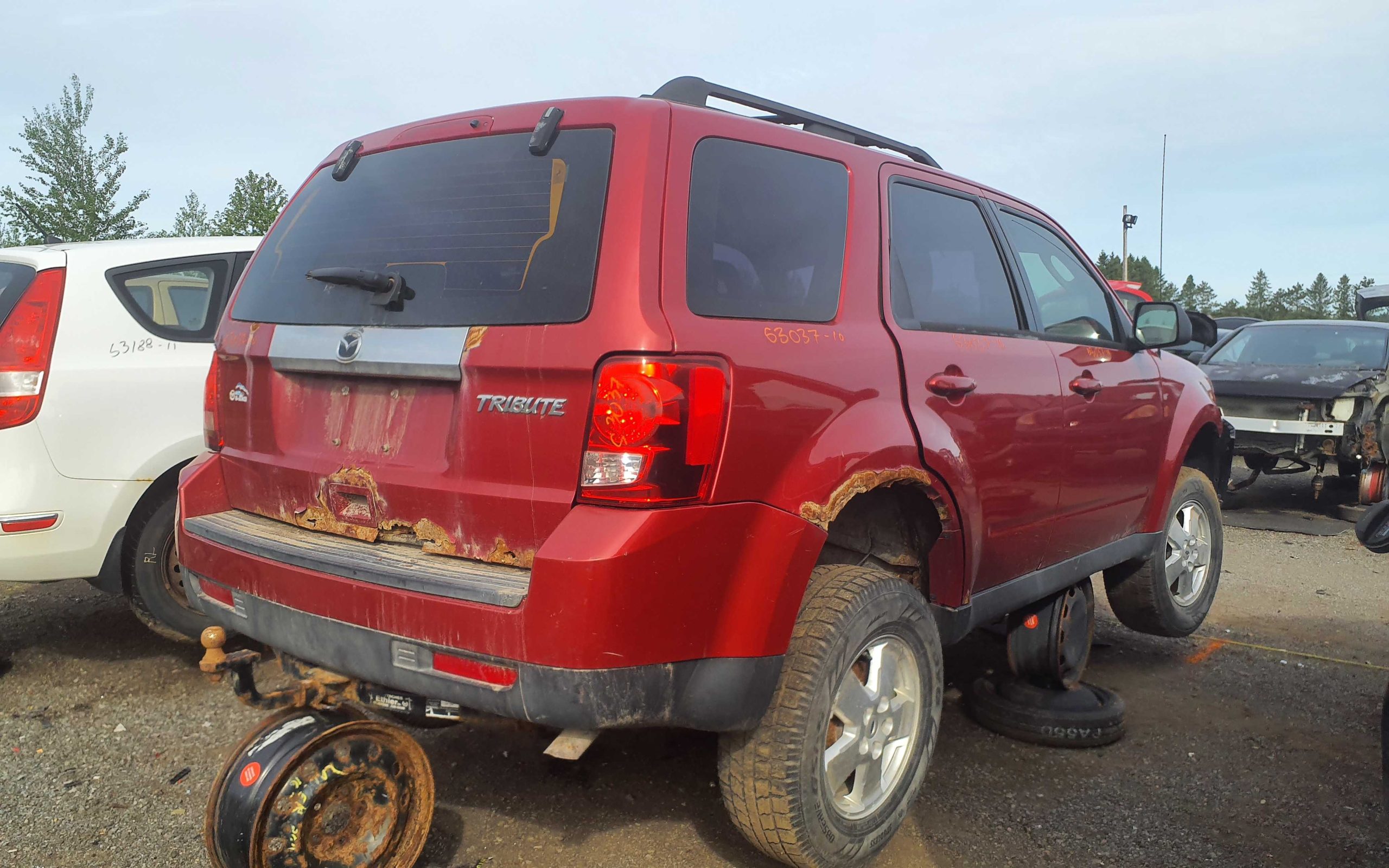 MAZDA TRIBUTE 2010
