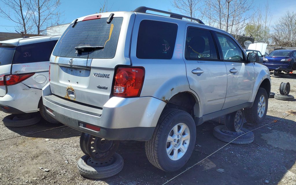MAZDA TRIBUTE 2010