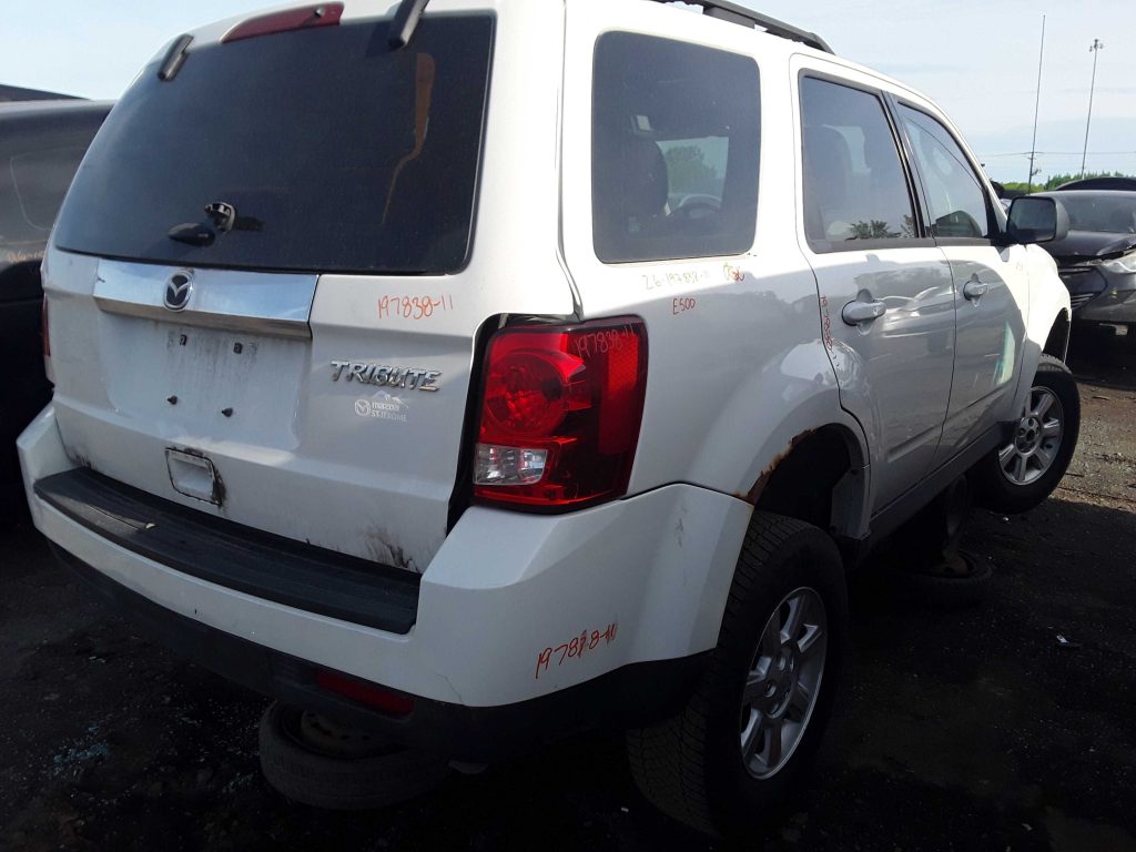 MAZDA TRIBUTE 2011