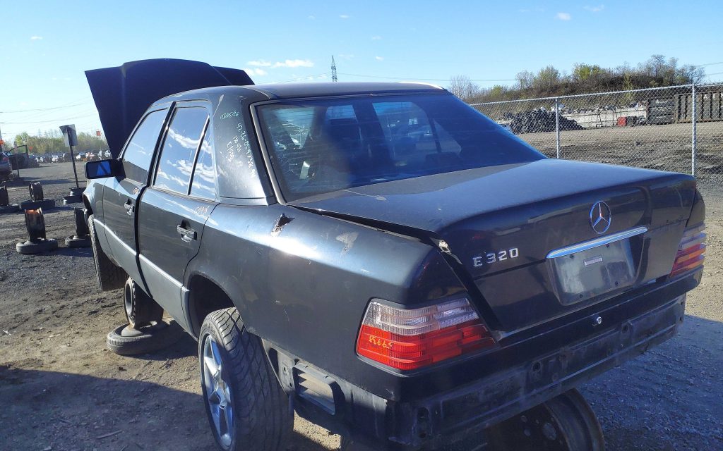MERCEDES-BENZ 300 SERIES 1994