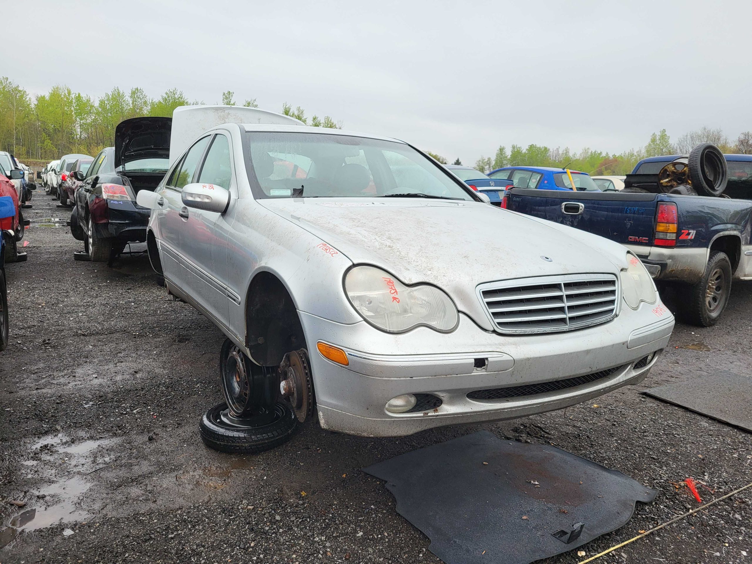 MERCEDES-BENZ C-CLASS 2002