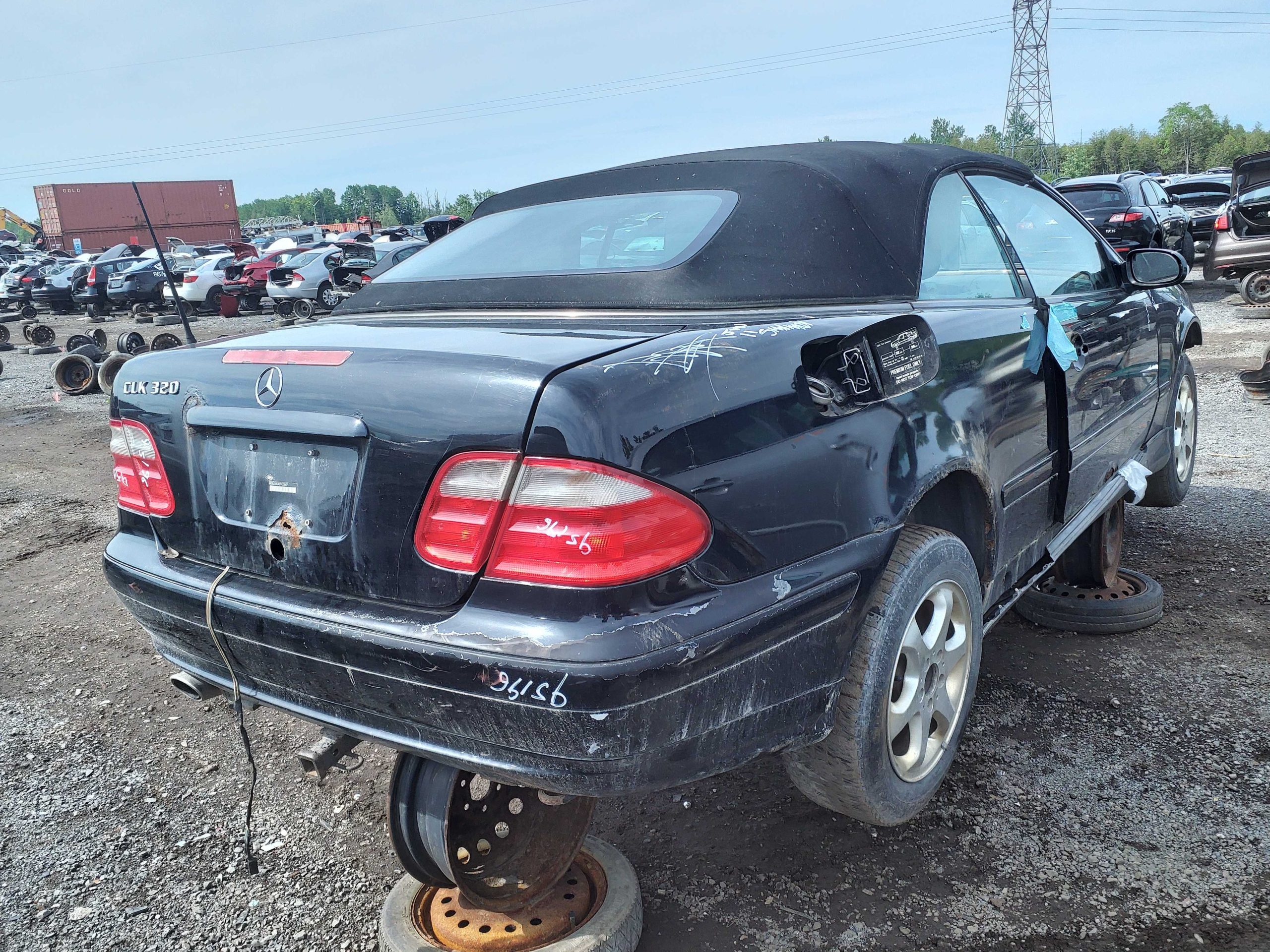 MERCEDES-BENZ CLK-CLASS 2002