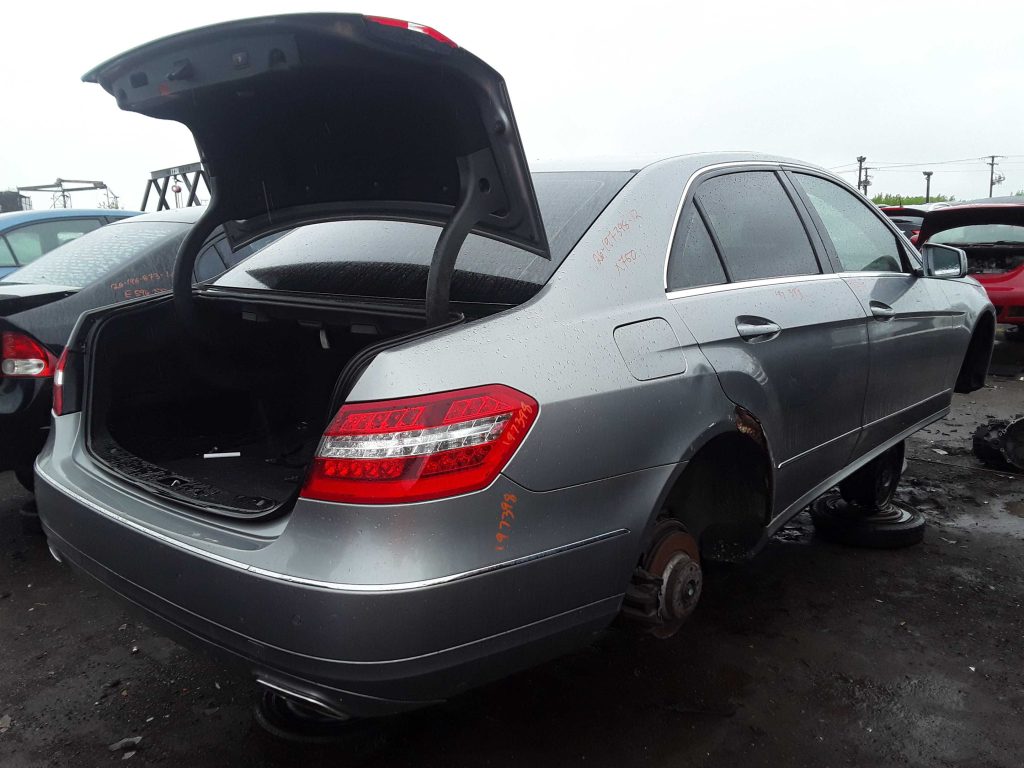 MERCEDES-BENZ E-CLASS 2012