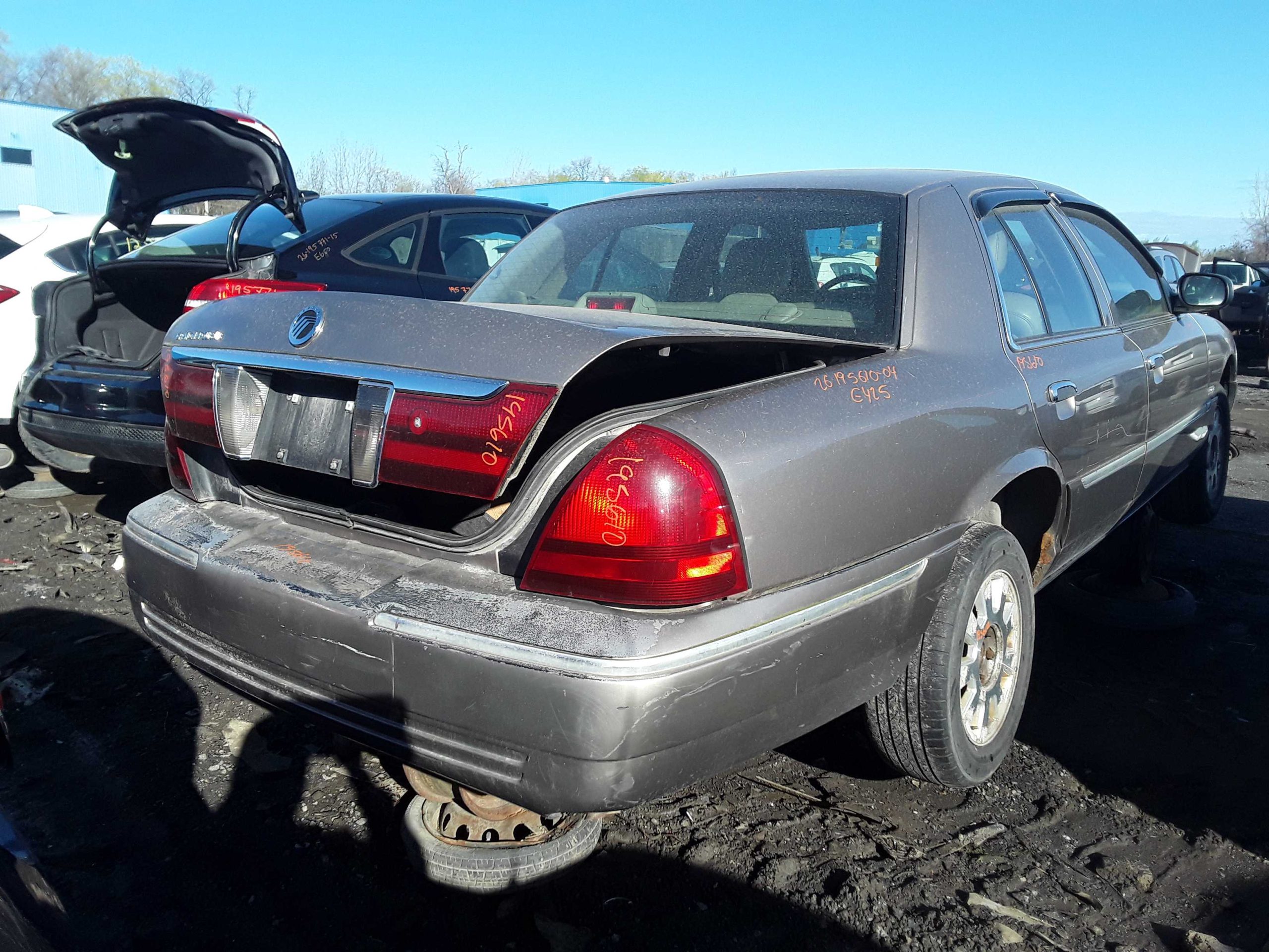 MERCURY GRAND MARQUIS 2004