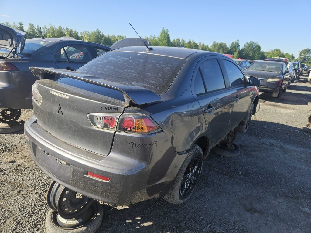 MITSUBISHI LANCER 2009