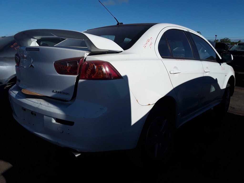 MITSUBISHI LANCER 2009