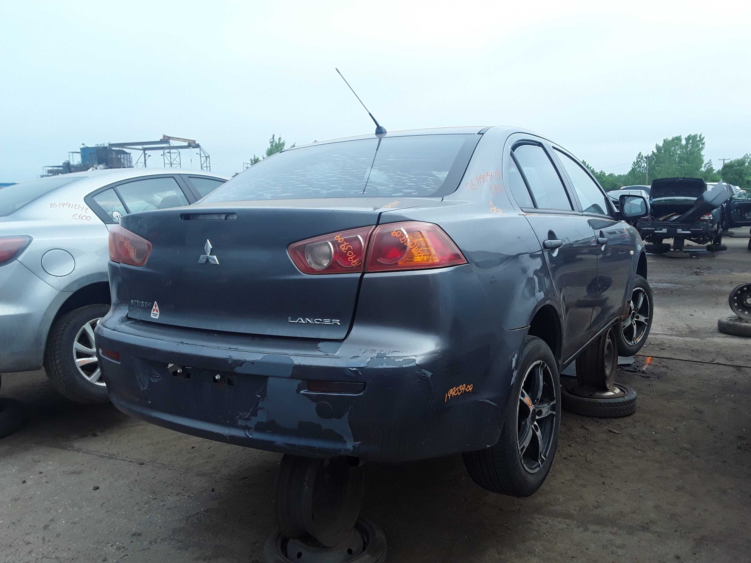 MITSUBISHI LANCER 2009