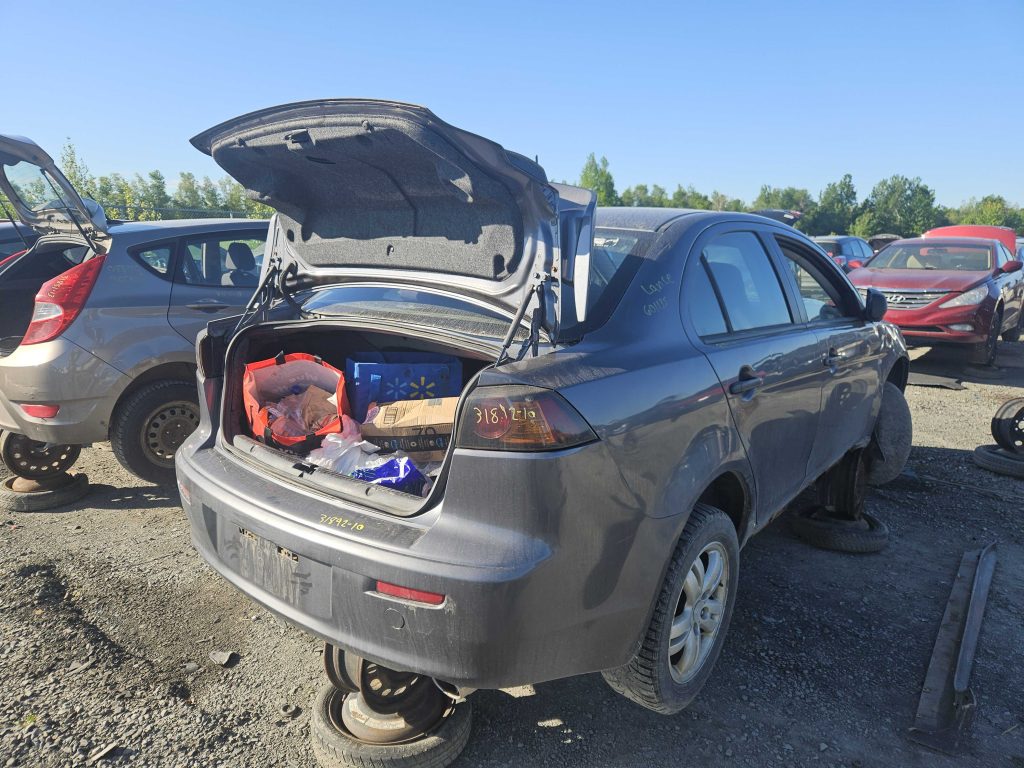 MITSUBISHI LANCER 2010