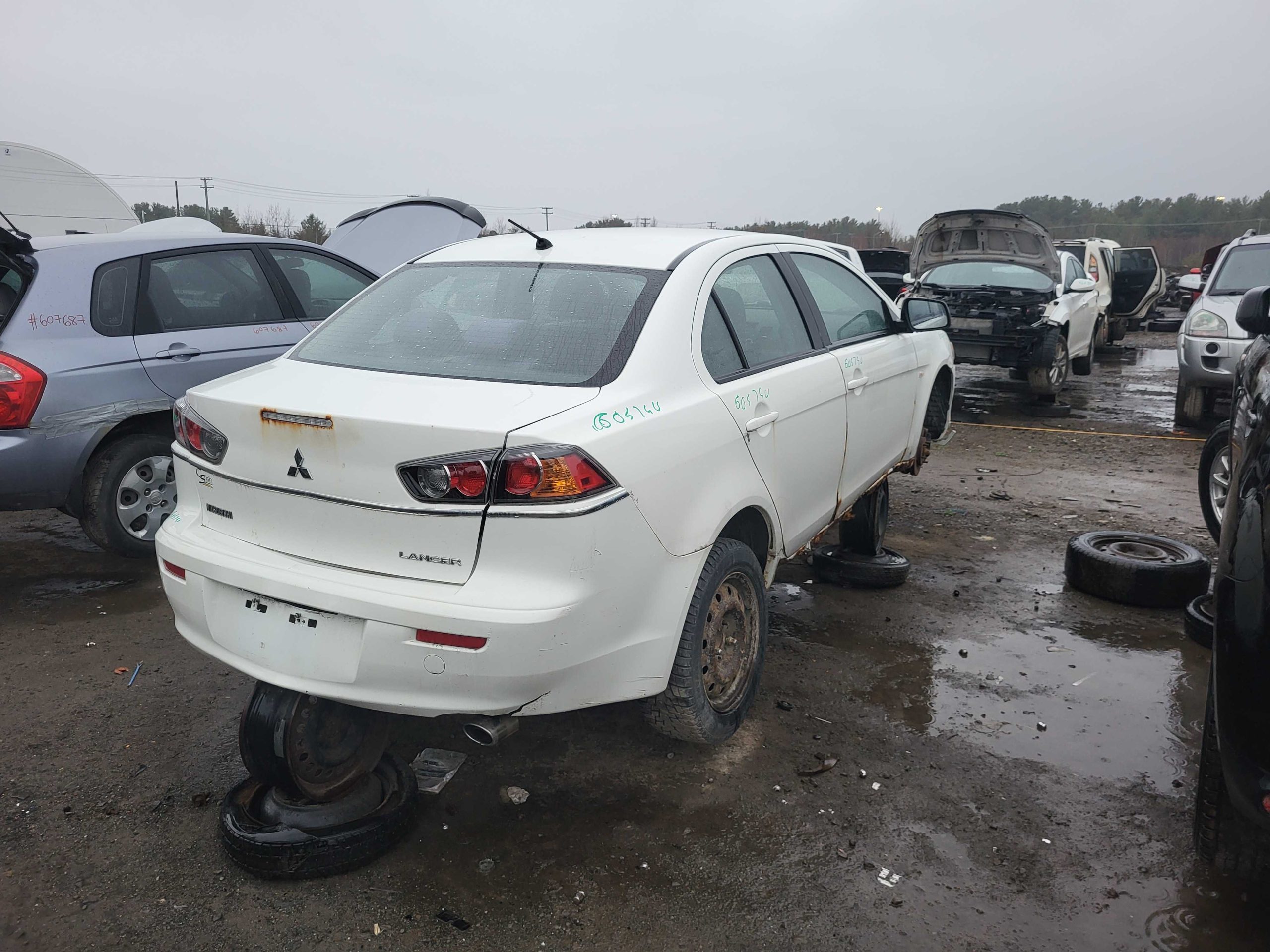 MITSUBISHI LANCER 2010