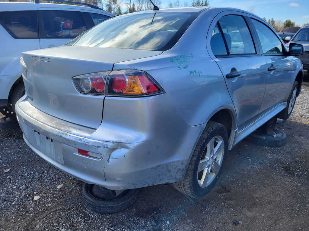 MITSUBISHI LANCER 2010