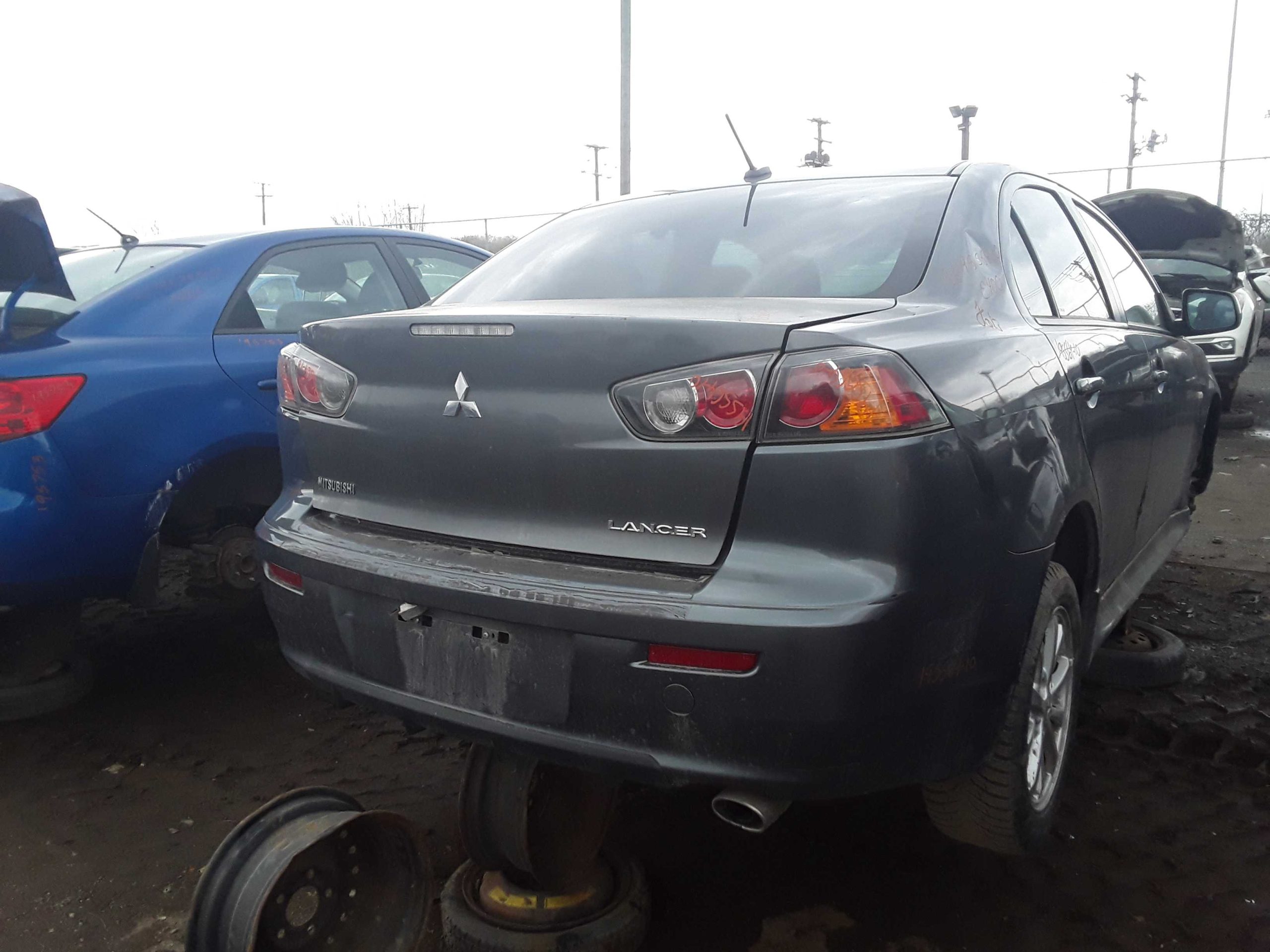 MITSUBISHI LANCER 2010