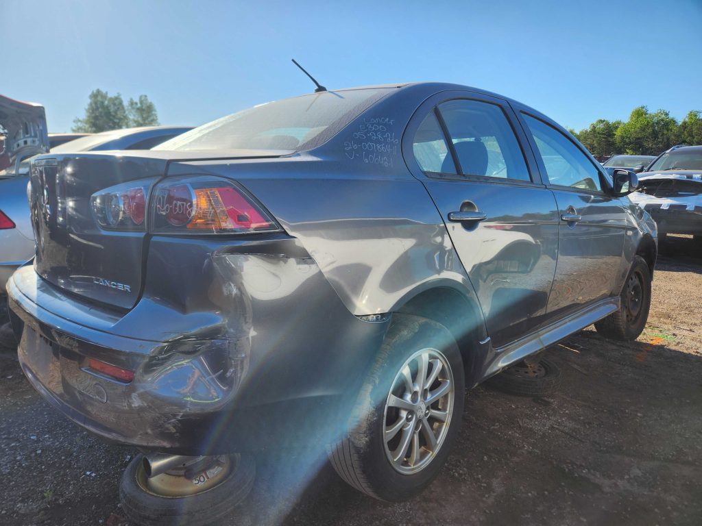 MITSUBISHI LANCER 2011