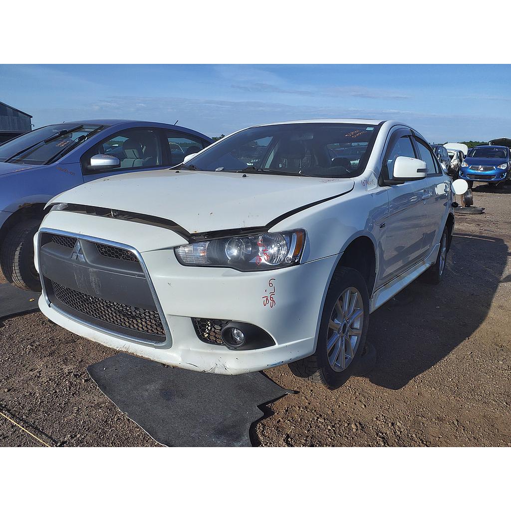 MITSUBISHI LANCER 2015