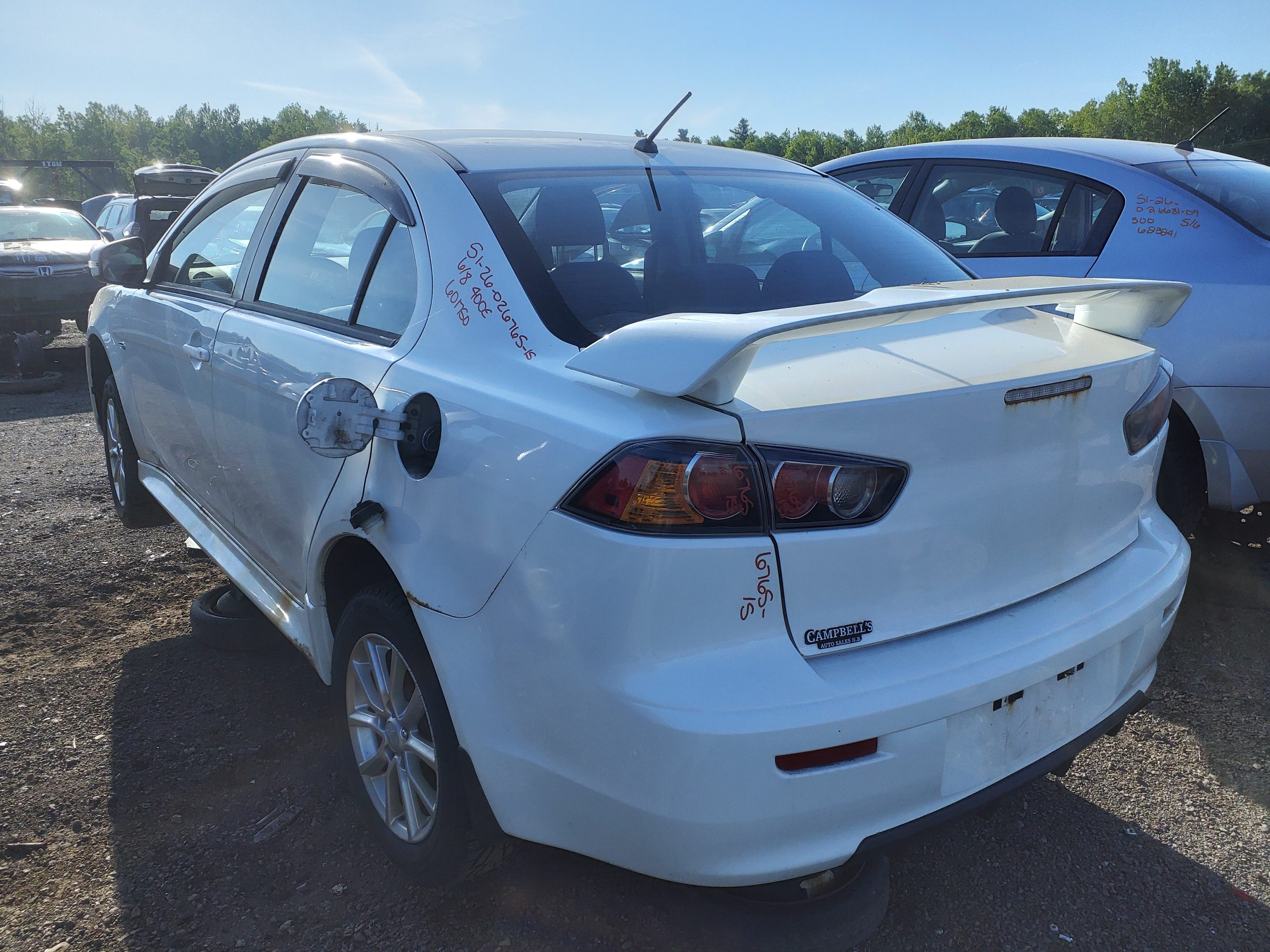 MITSUBISHI LANCER 2015