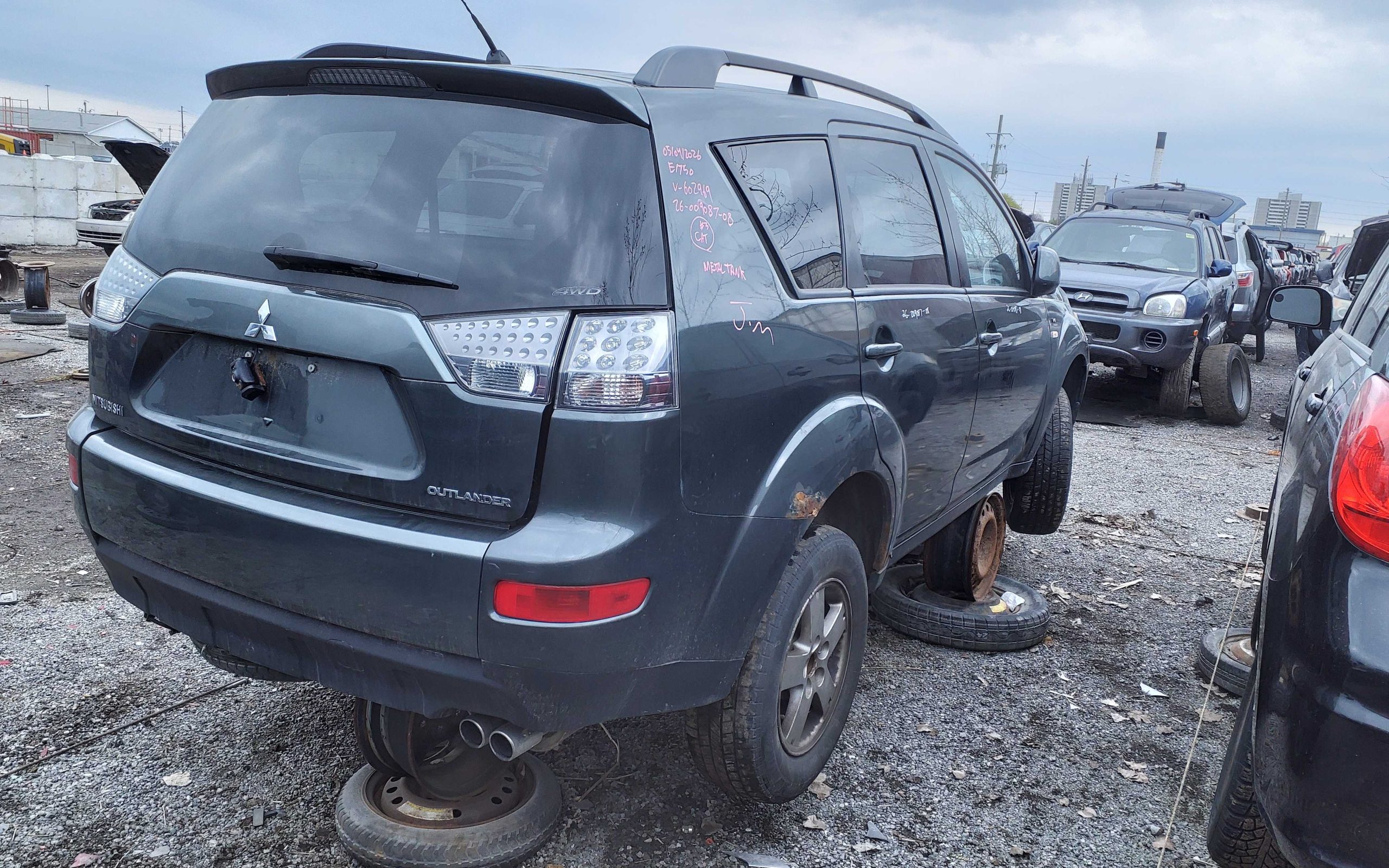 MITSUBISHI OUTLANDER 2008