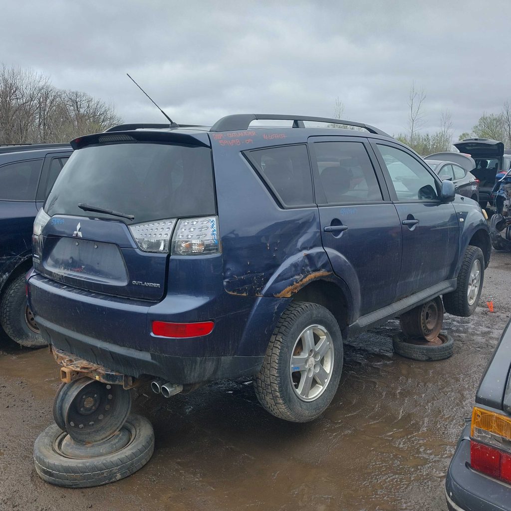 MITSUBISHI OUTLANDER 2009