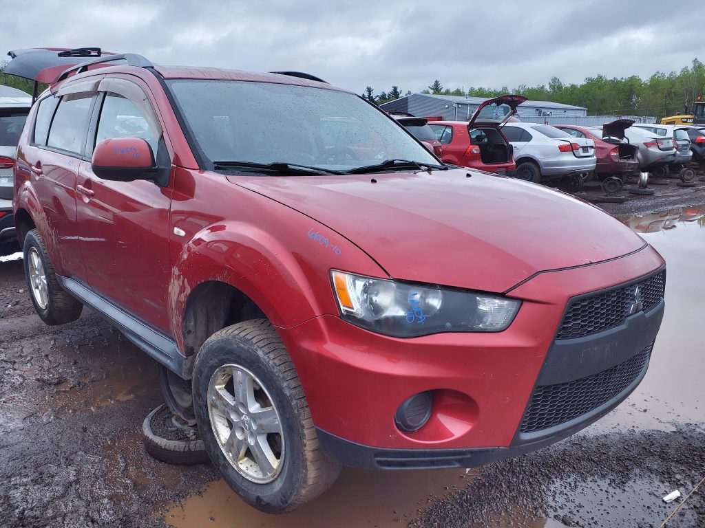 MITSUBISHI OUTLANDER 2010
