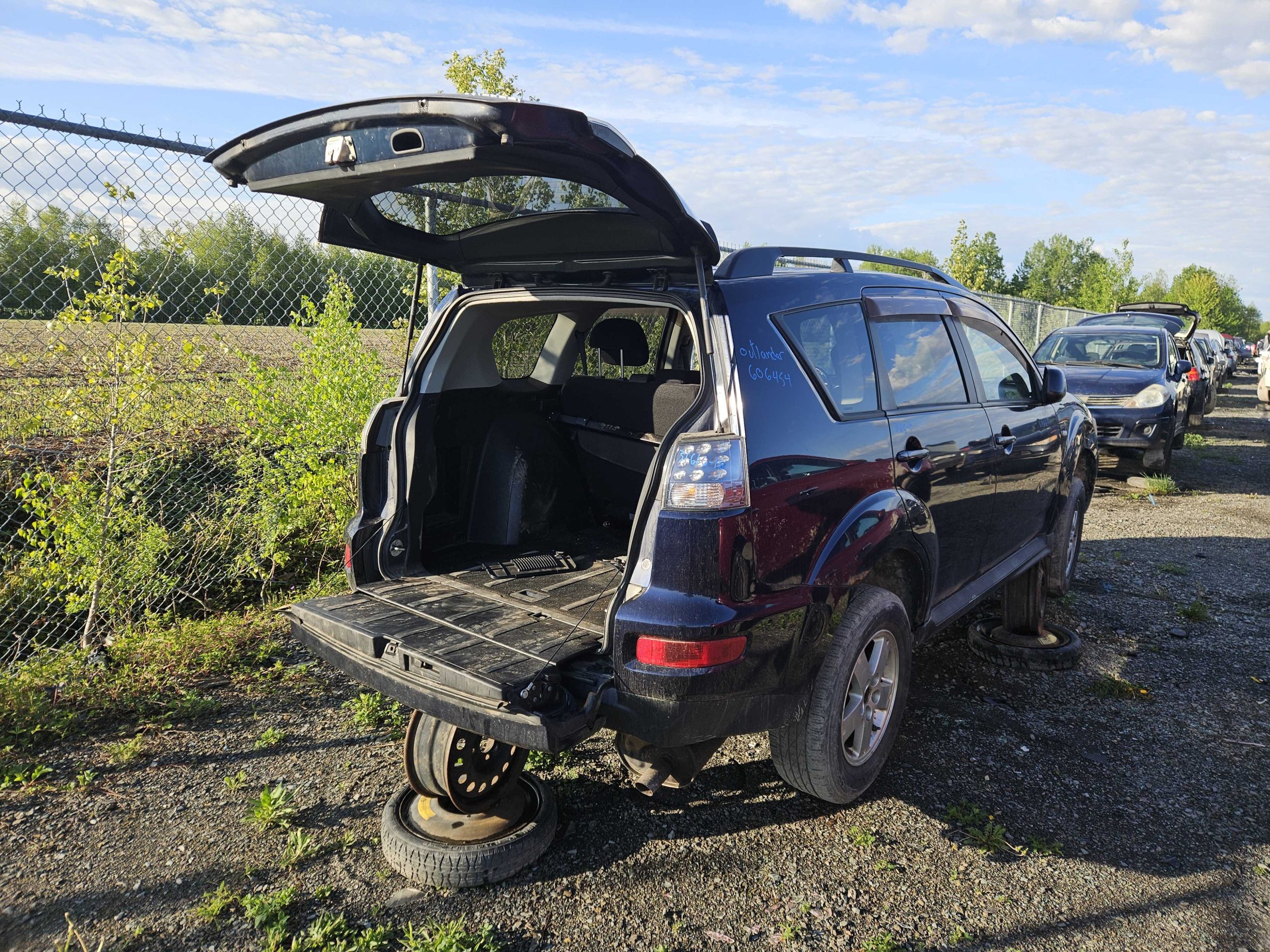 MITSUBISHI OUTLANDER 2010