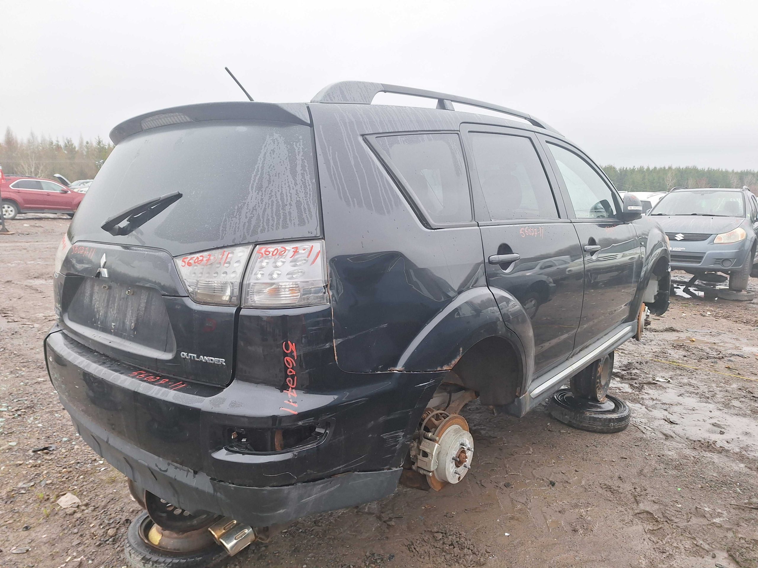 MITSUBISHI OUTLANDER 2011