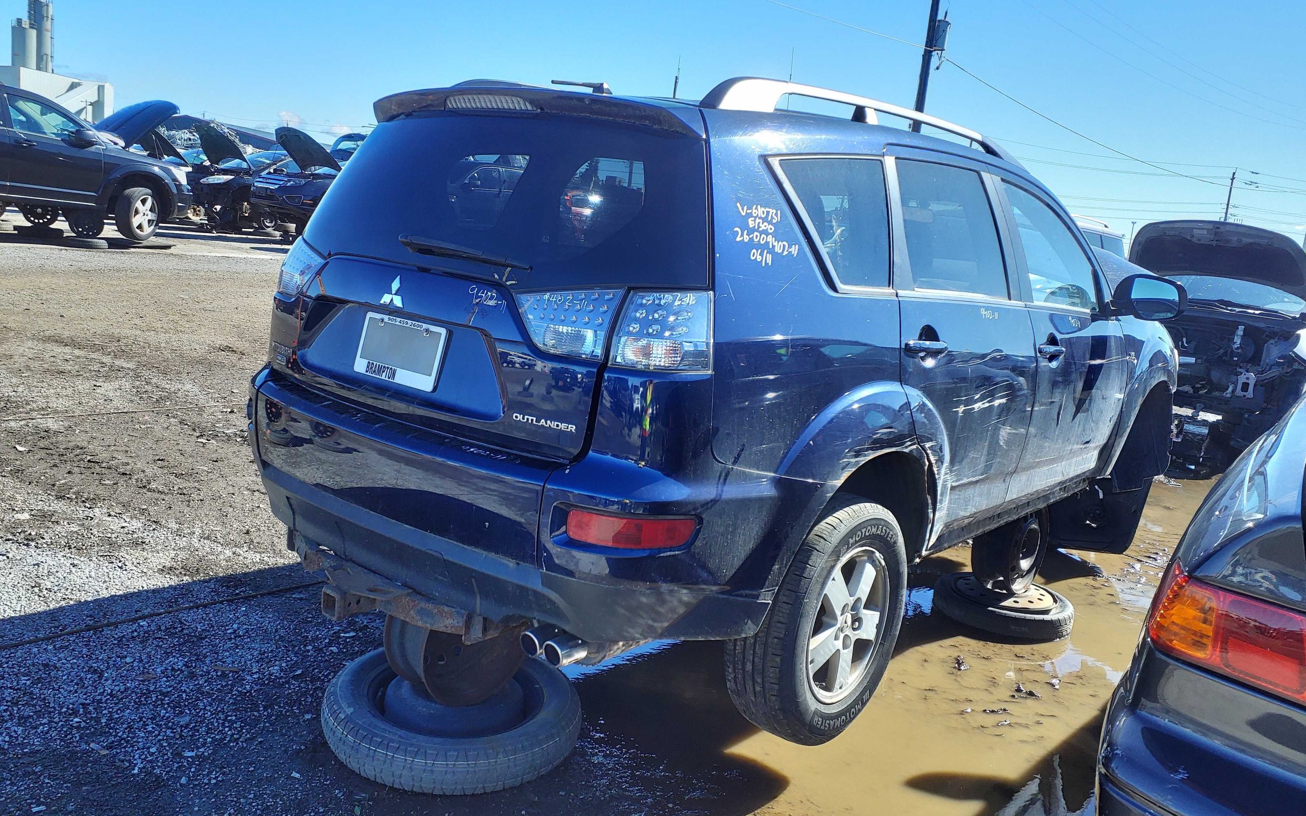 MITSUBISHI OUTLANDER 2011