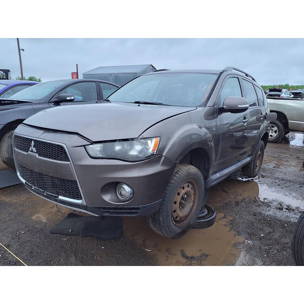 MITSUBISHI OUTLANDER 2012