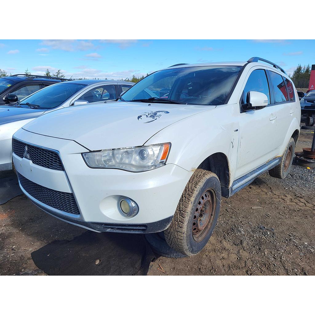MITSUBISHI OUTLANDER 2012