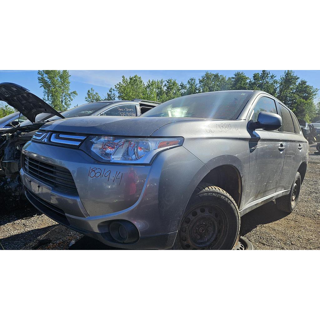 MITSUBISHI OUTLANDER 2014