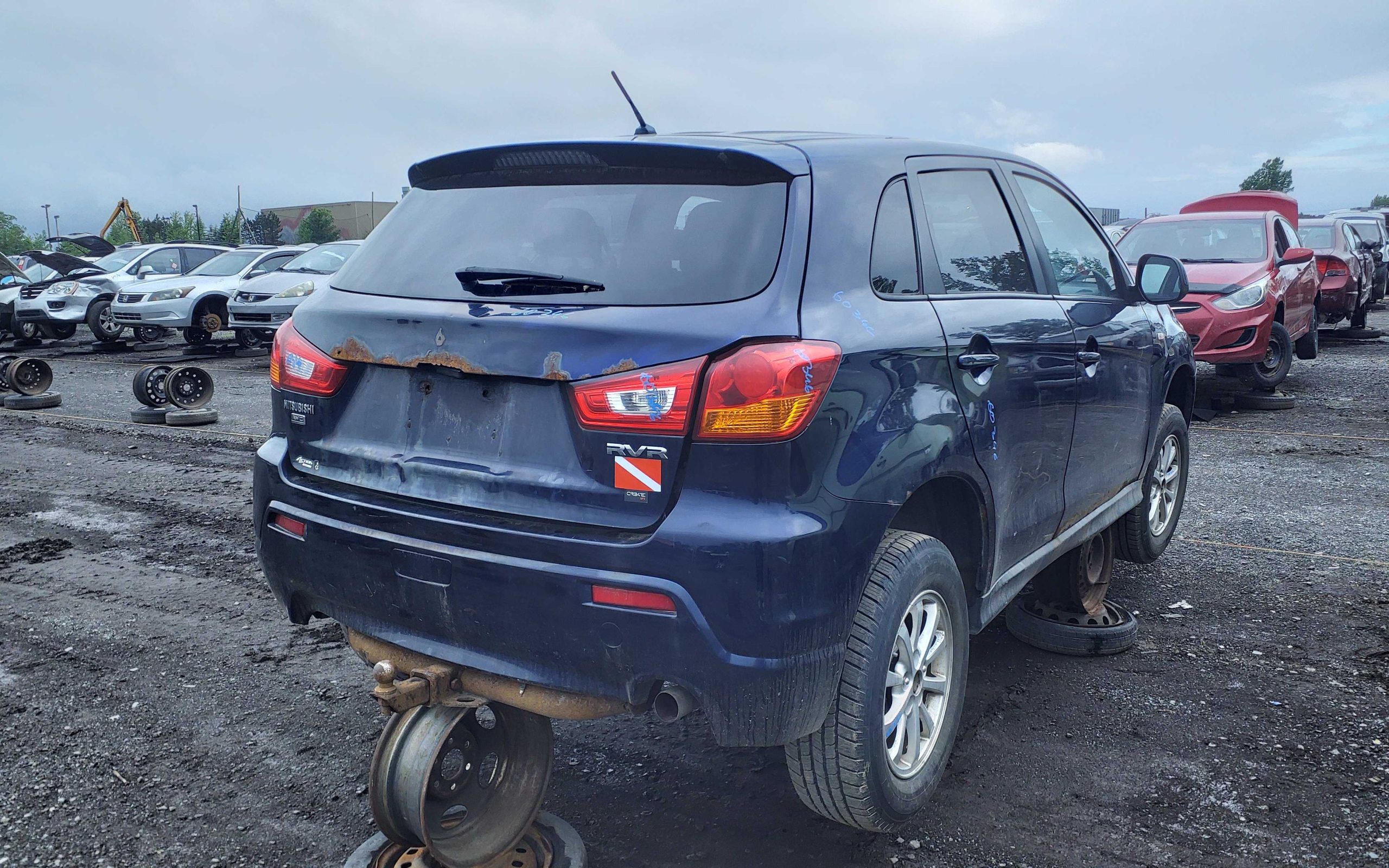 MITSUBISHI RVR 2011