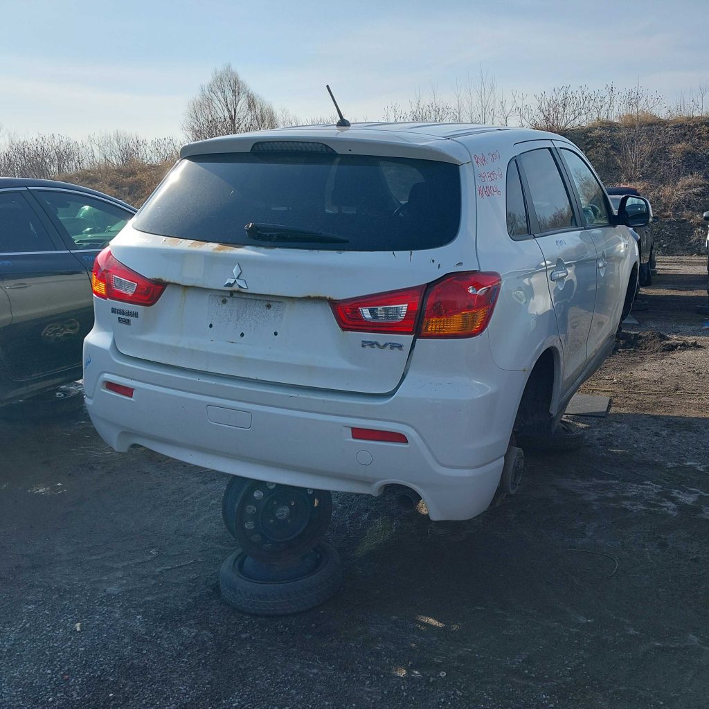 MITSUBISHI RVR 2012