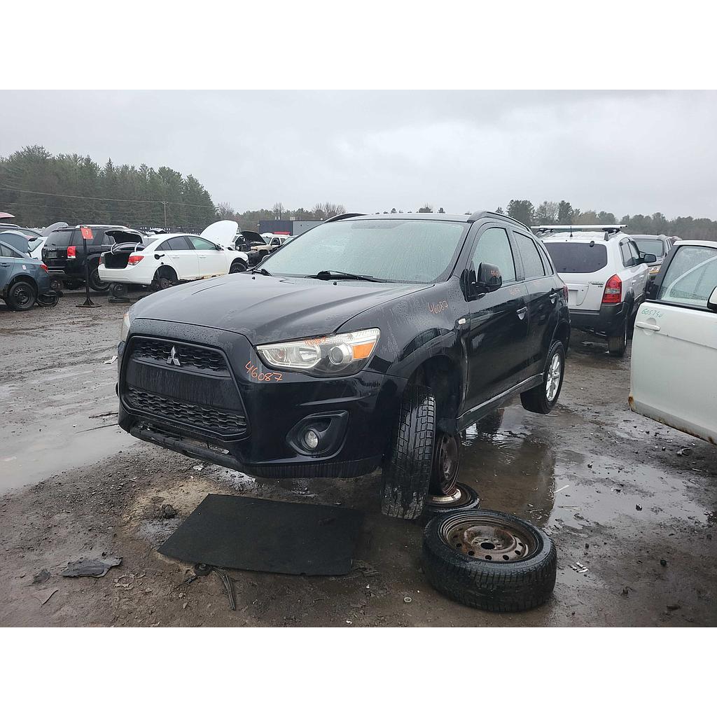 MITSUBISHI RVR 2013