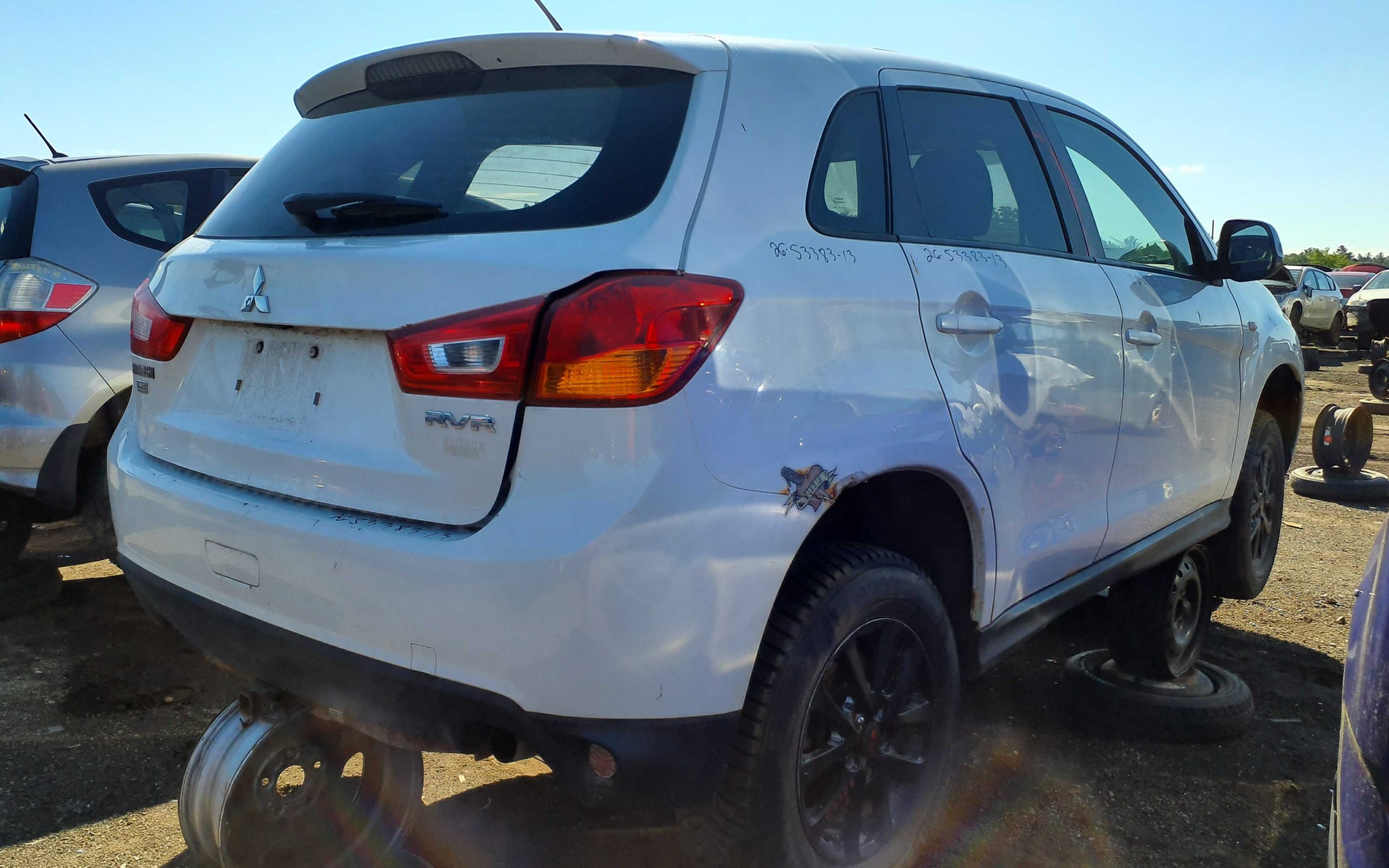 MITSUBISHI RVR 2013