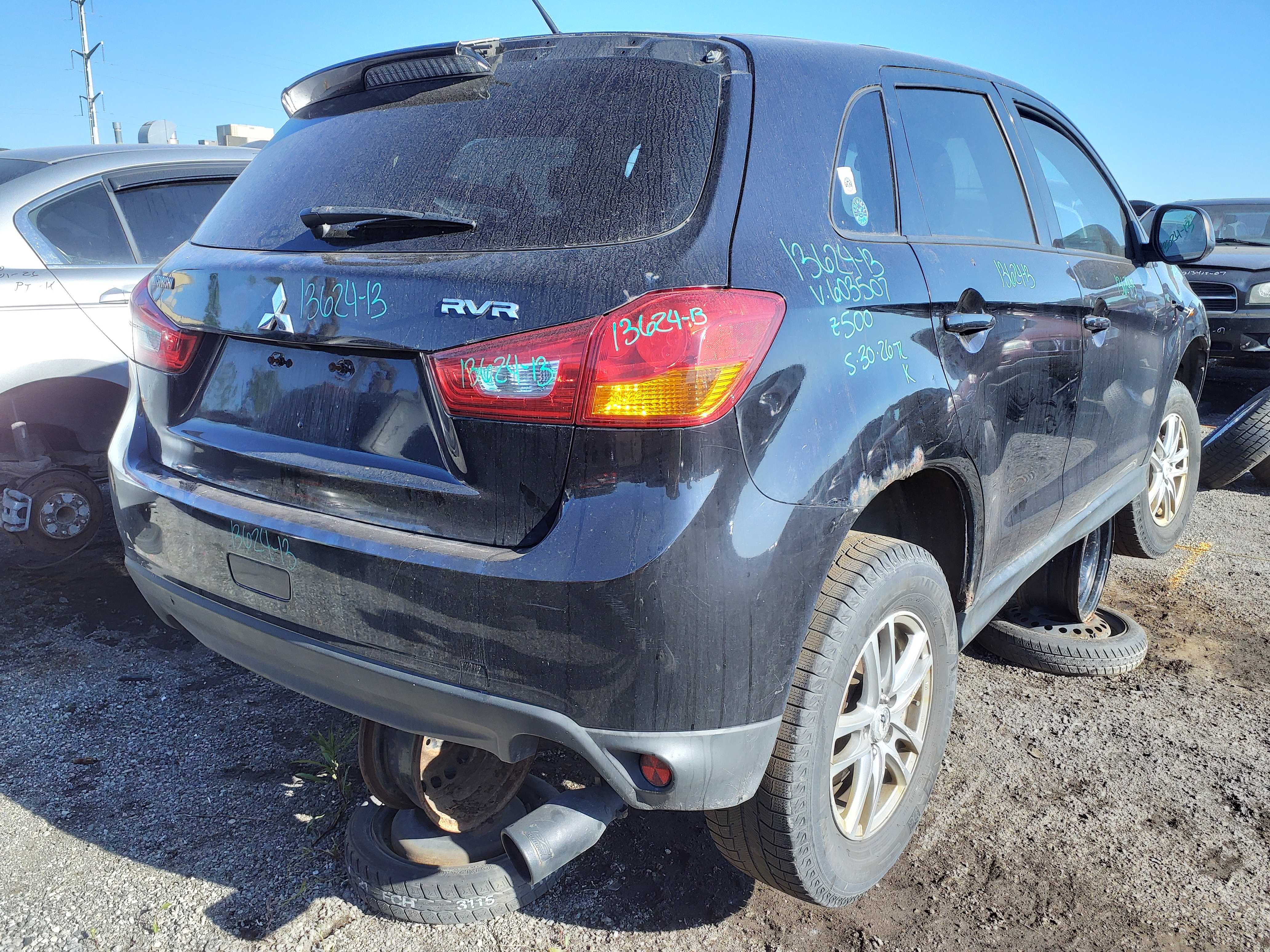 MITSUBISHI RVR 2013