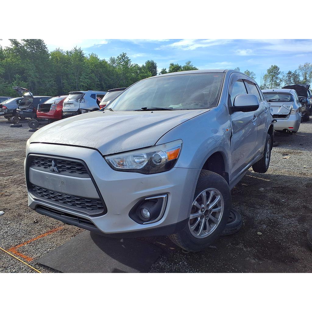 MITSUBISHI RVR 2013