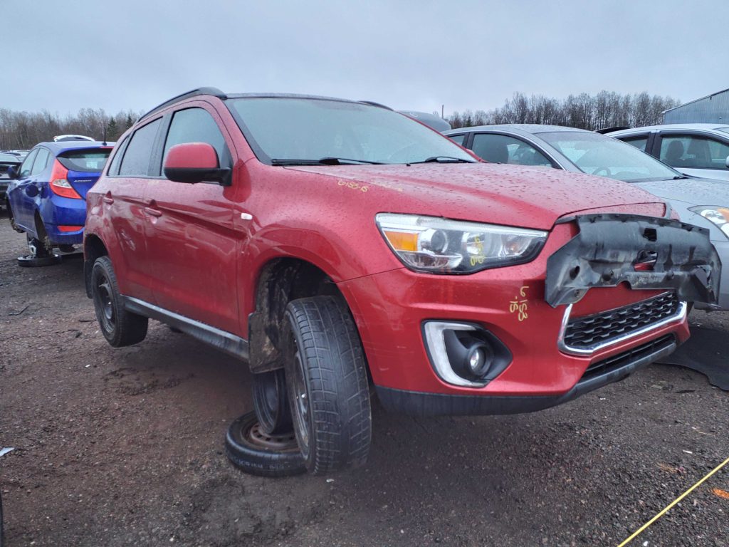 MITSUBISHI RVR 2015