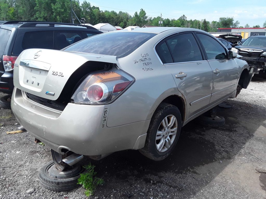 NISSAN ALTIMA 2010