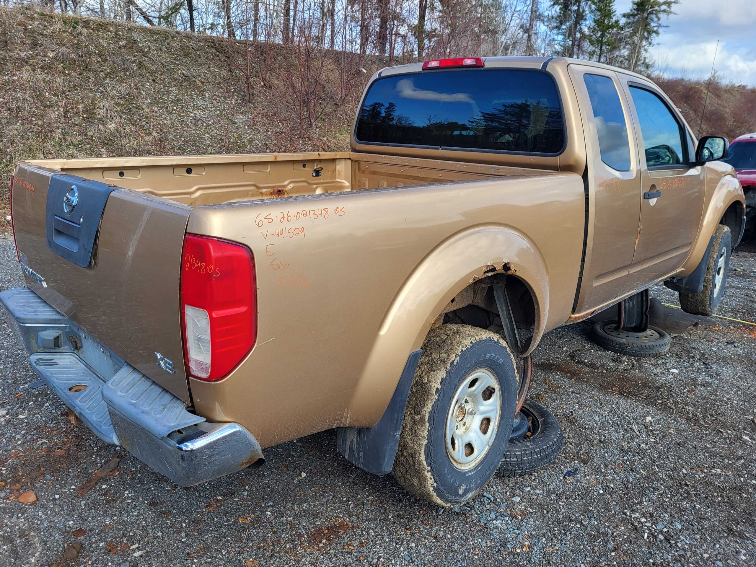 NISSAN FRONTIER 2005