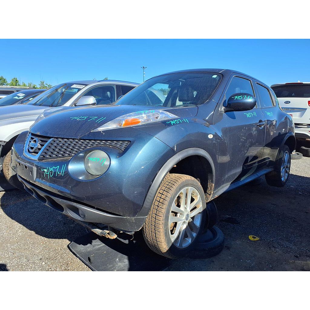 NISSAN JUKE 2011