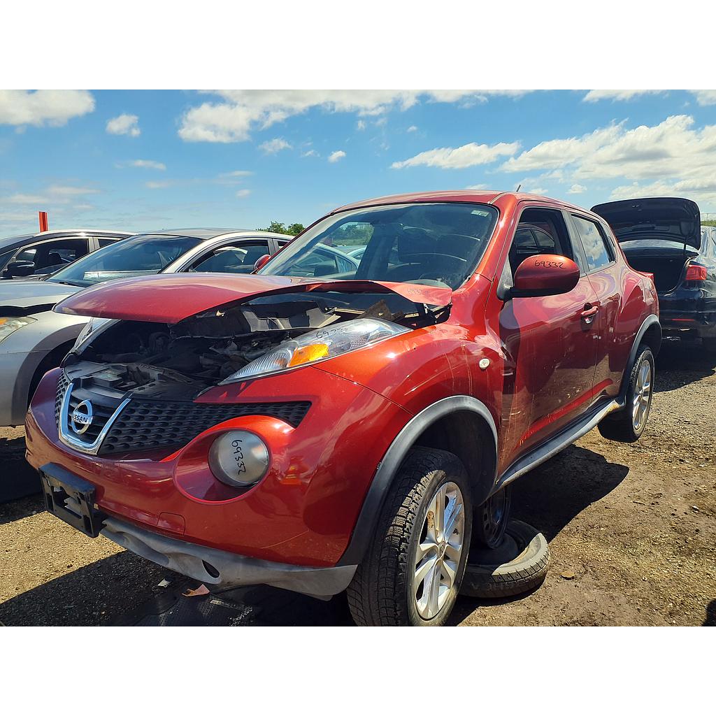 NISSAN JUKE 2013