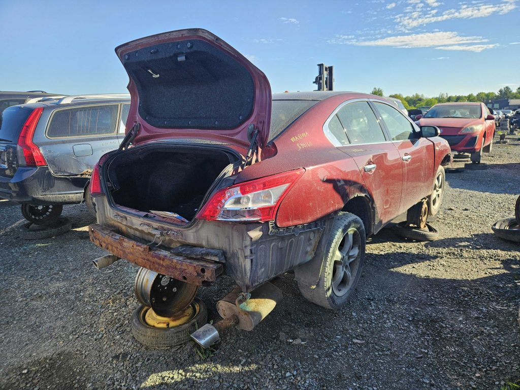 NISSAN MAXIMA 2009