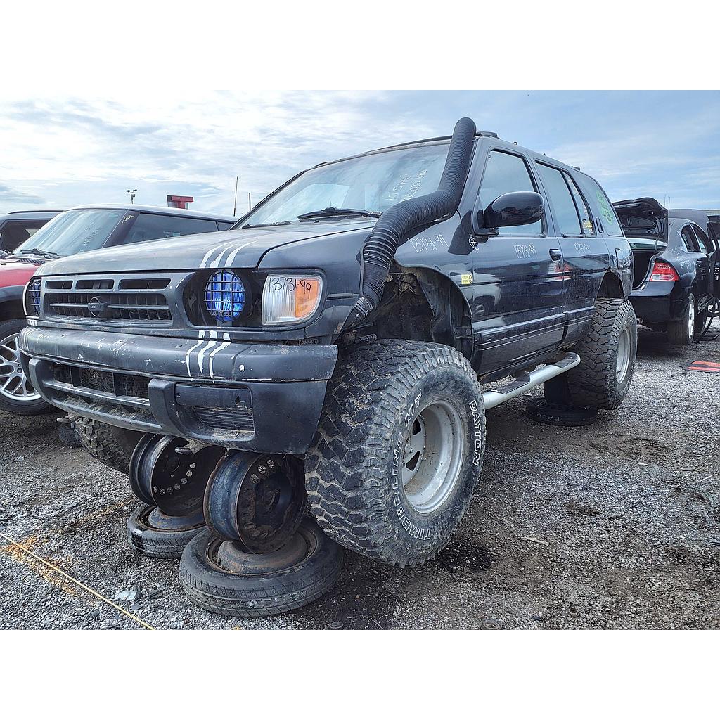 NISSAN PATHFINDER 1999