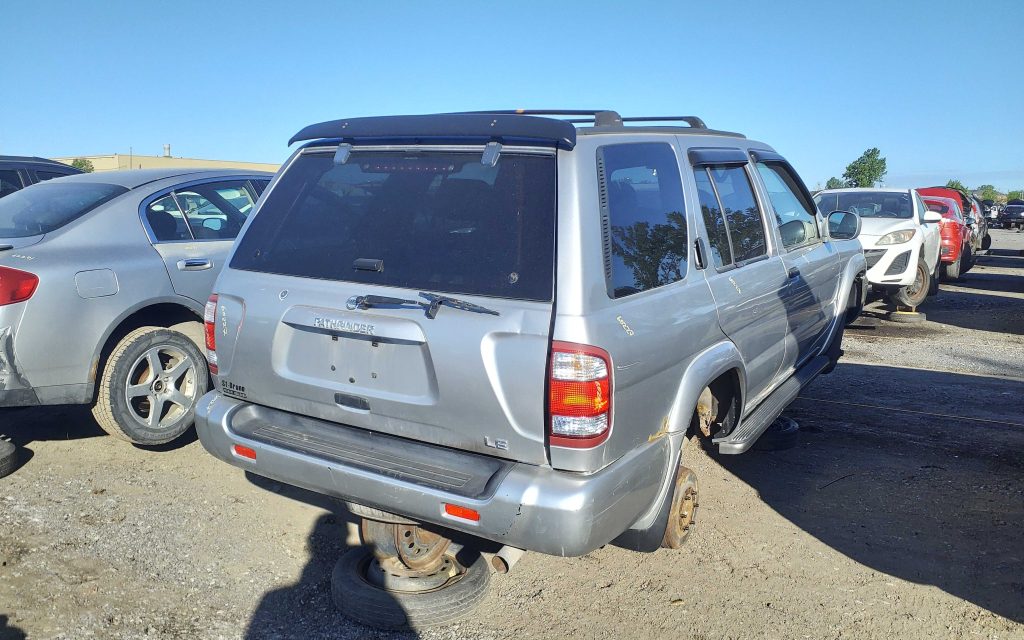 NISSAN PATHFINDER 2002
