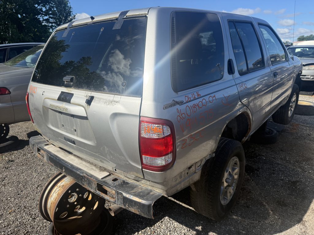 NISSAN PATHFINDER 2004