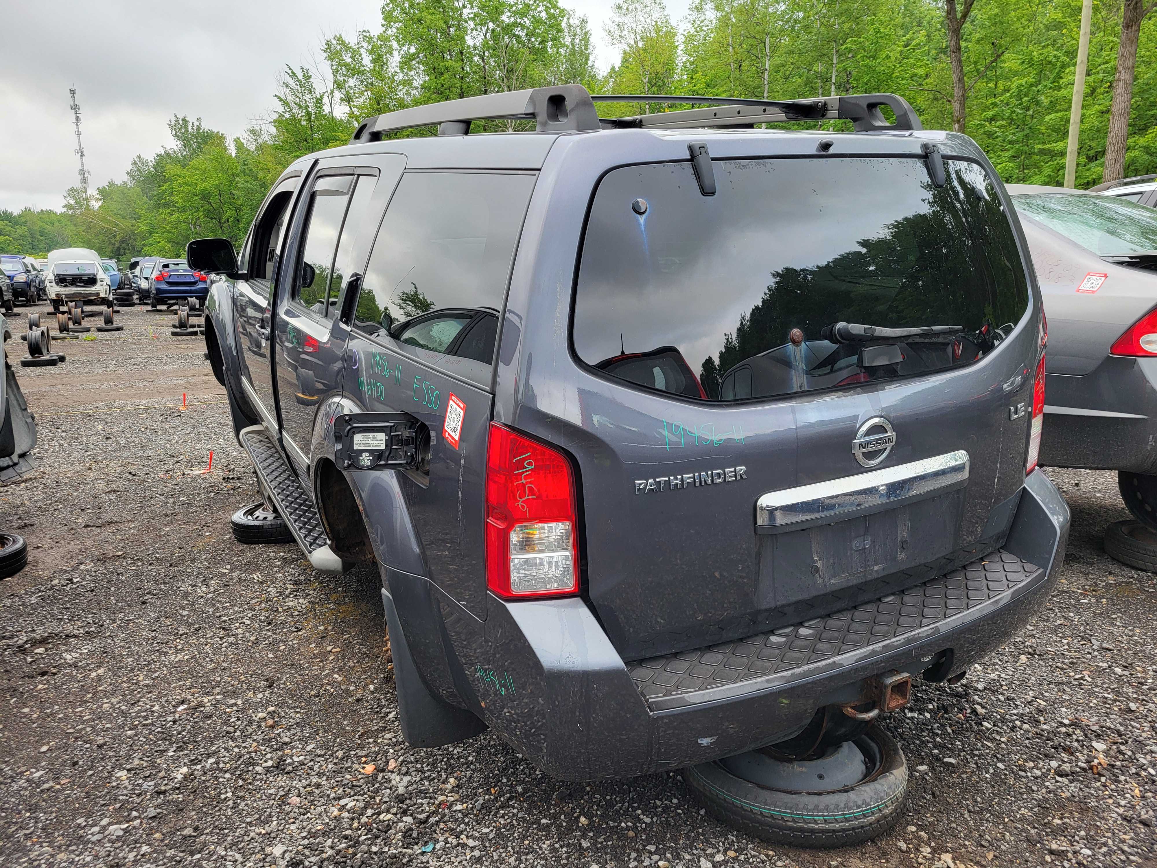 NISSAN PATHFINDER 2011