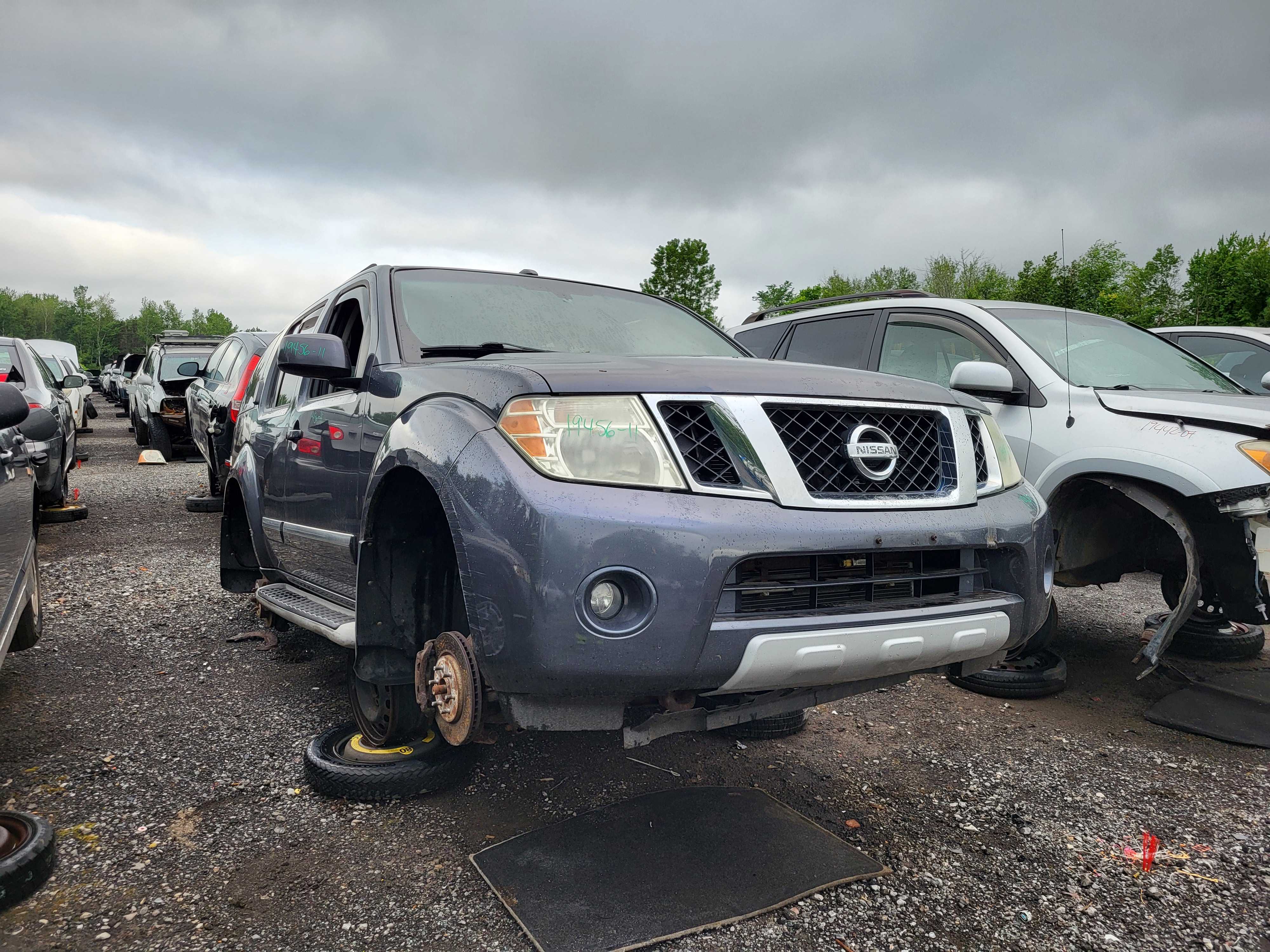 NISSAN PATHFINDER 2011