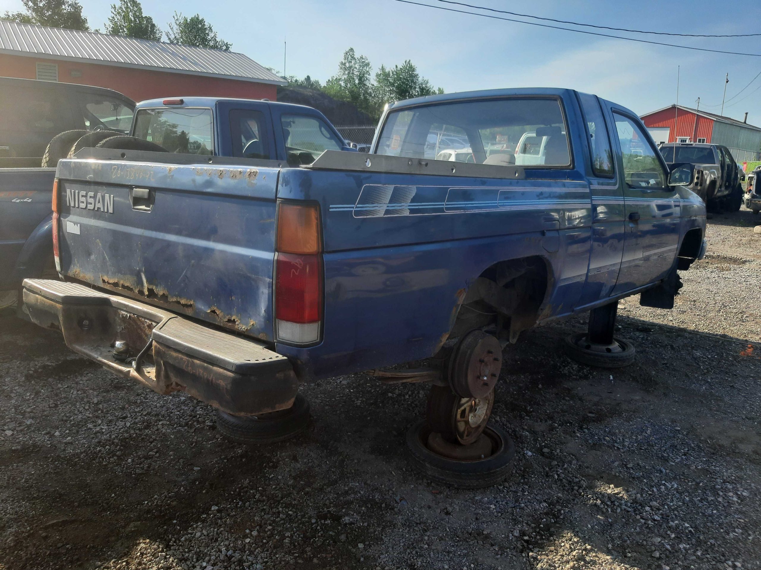 NISSAN PICKUP 1992
