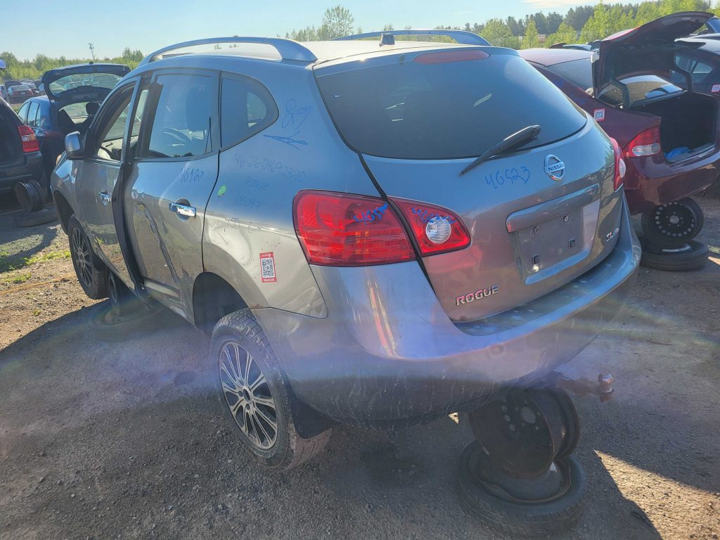 NISSAN ROGUE 2010