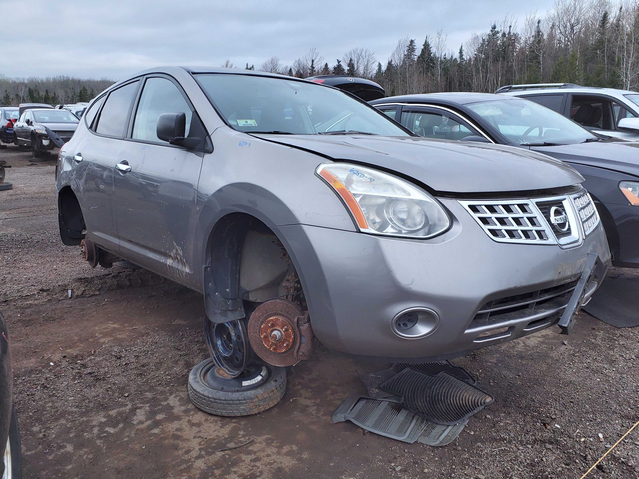 NISSAN ROGUE 2010