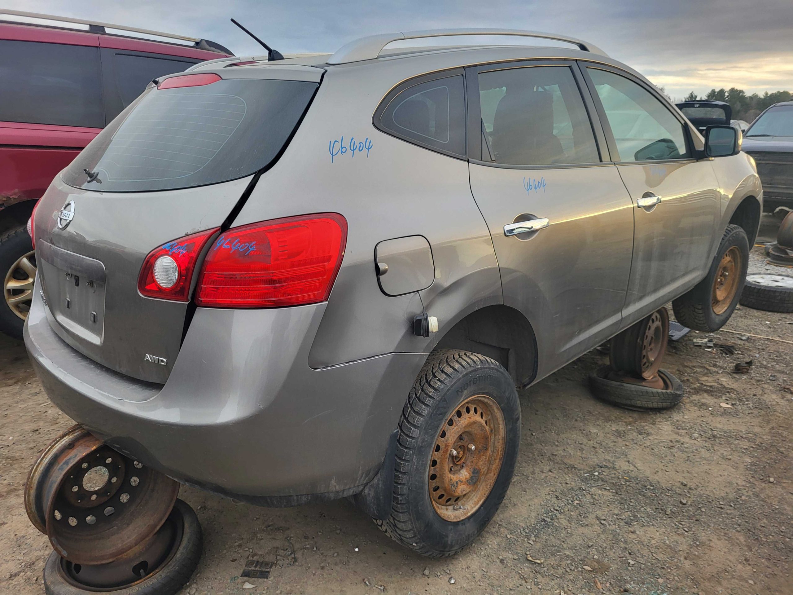NISSAN ROGUE 2010