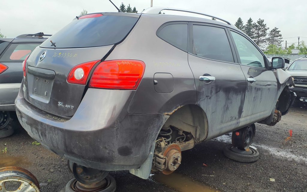 NISSAN ROGUE 2010