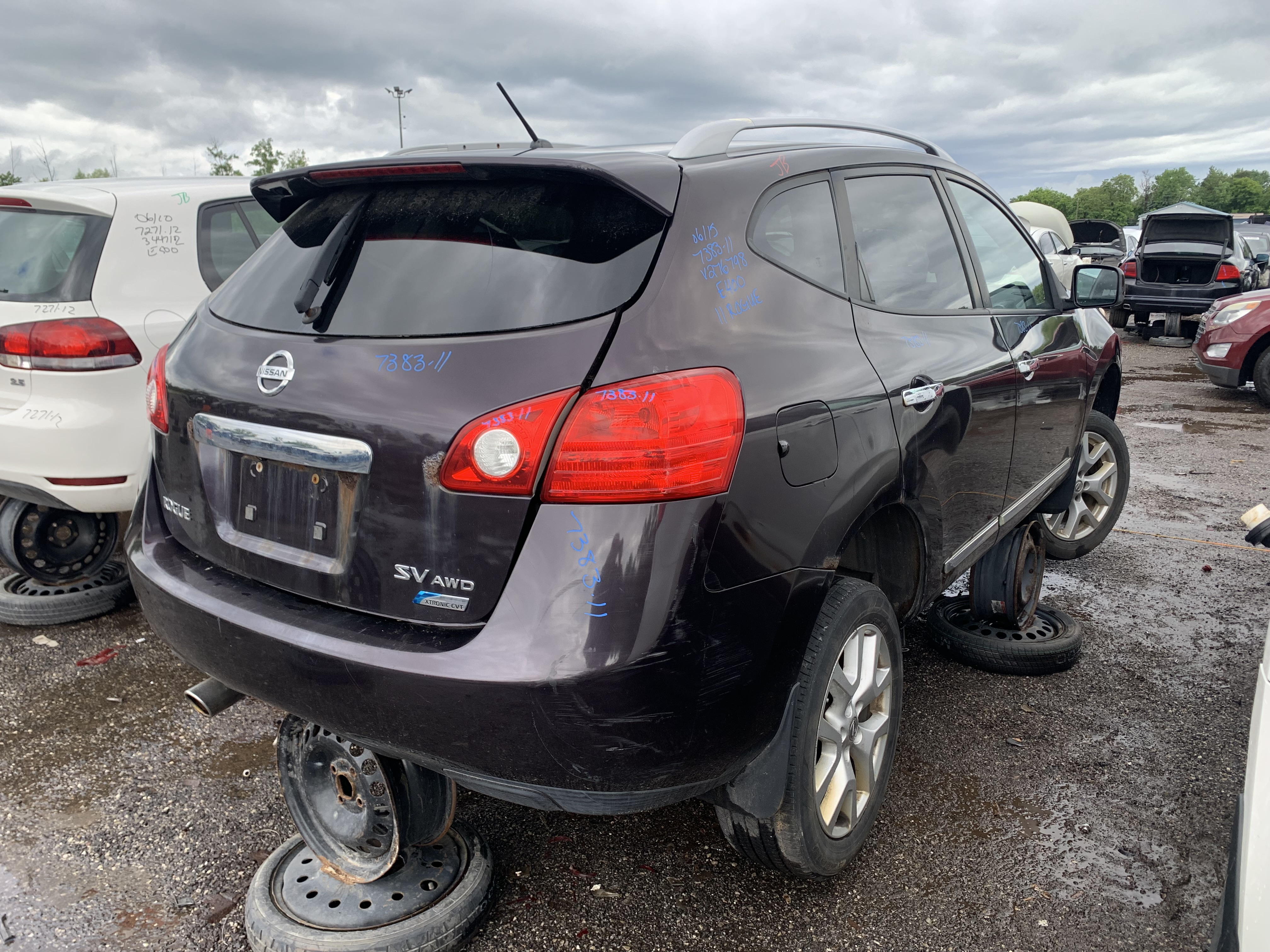 NISSAN ROGUE 2011